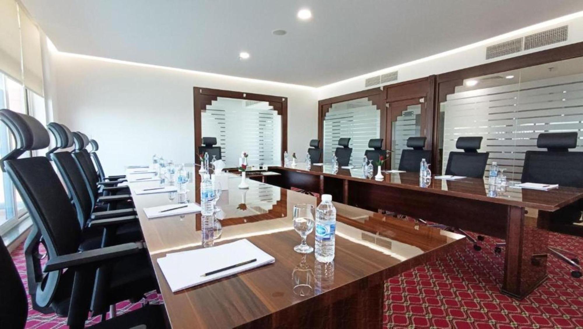 Emirates Grand Residences
