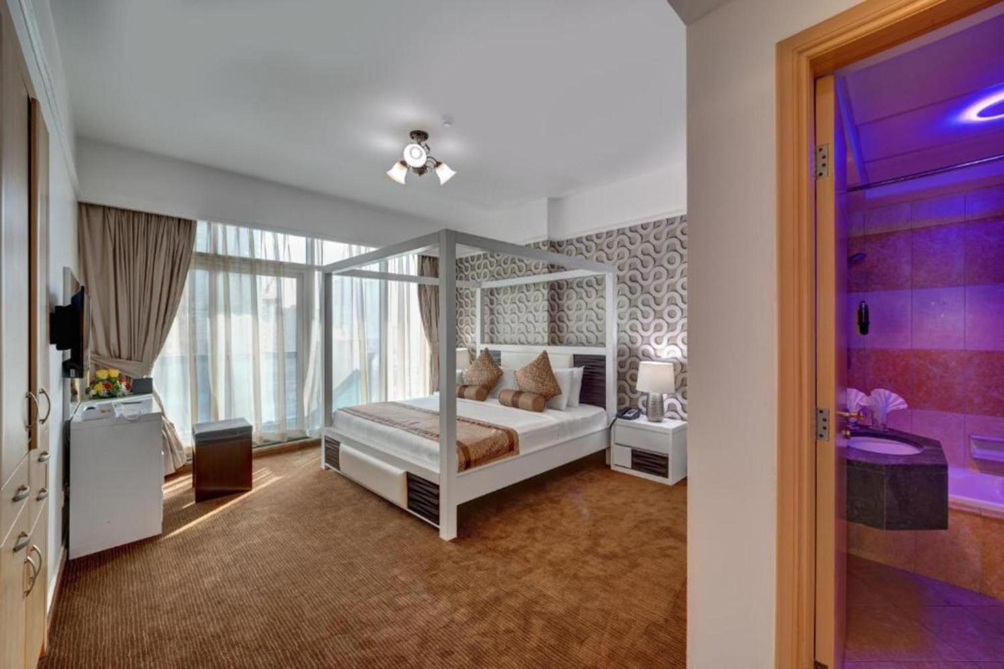 Emirates Grand Residences